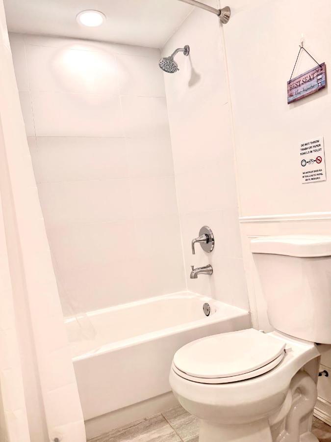 Classical Isbills Row House Close To Nyc بايون المظهر الخارجي الصورة