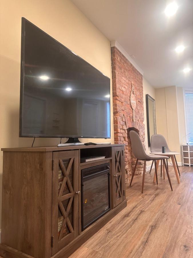 Classical Isbills Row House Close To Nyc بايون المظهر الخارجي الصورة